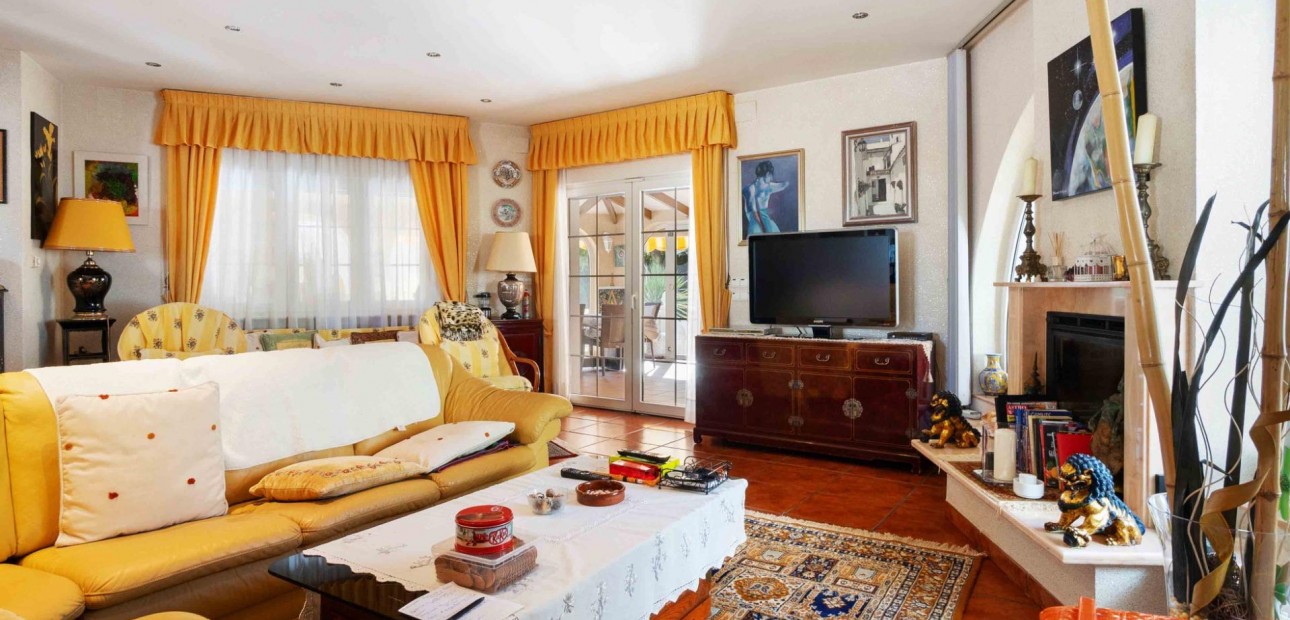 Sale - Detached Villa -
Orihuela Costa - Cabo Roig