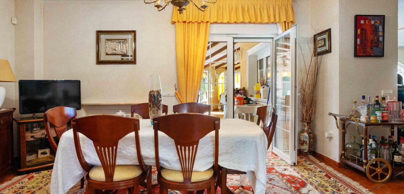 Sale - Detached Villa -
Orihuela Costa - Cabo Roig