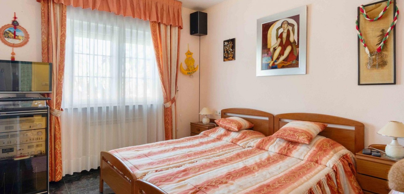 Sale - Detached Villa -
Orihuela Costa - Cabo Roig