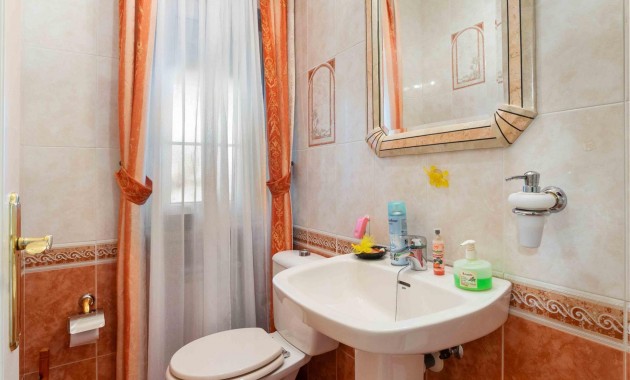 Sale - Detached Villa -
Orihuela Costa - Cabo Roig