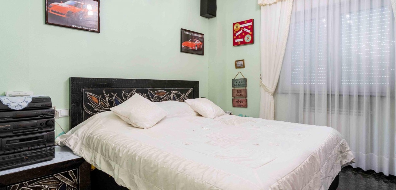 Sale - Detached Villa -
Orihuela Costa - Cabo Roig