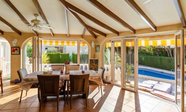 Sale - Detached Villa -
Orihuela Costa - Cabo Roig