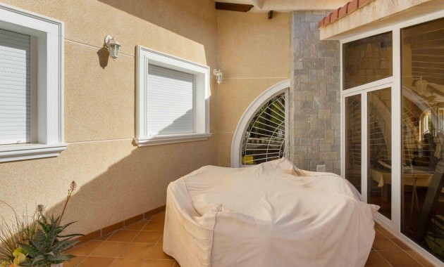 Sale - Detached Villa -
Orihuela Costa - Cabo Roig