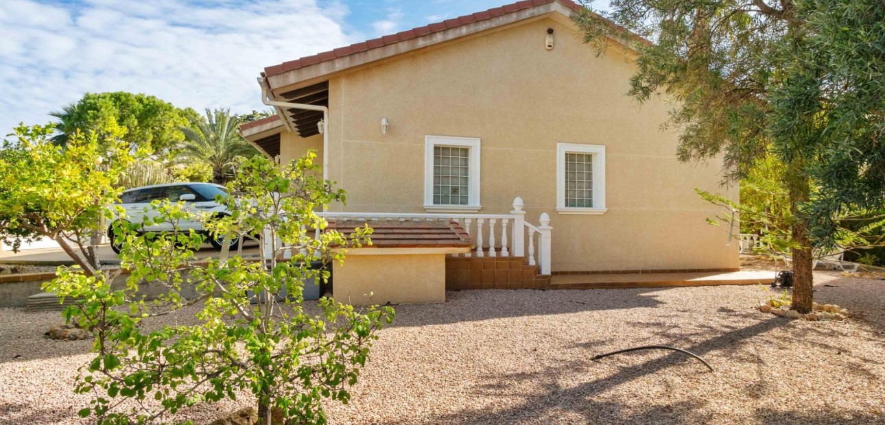 Sale - Detached Villa -
Orihuela Costa - Cabo Roig