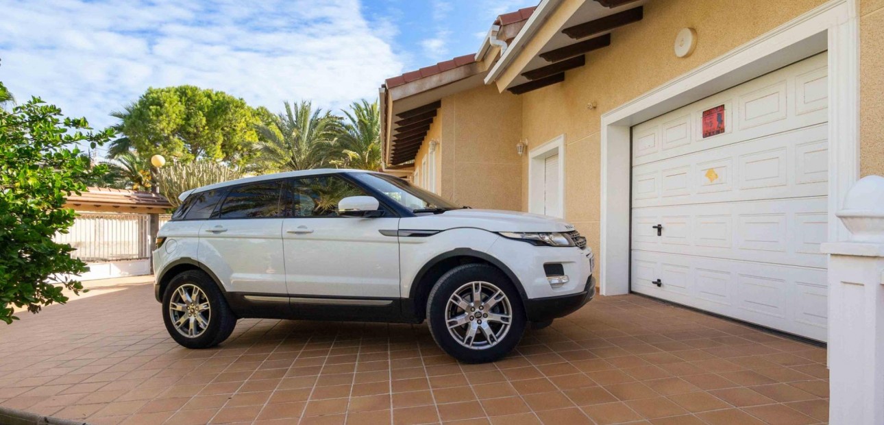 Sale - Detached Villa -
Orihuela Costa - Cabo Roig