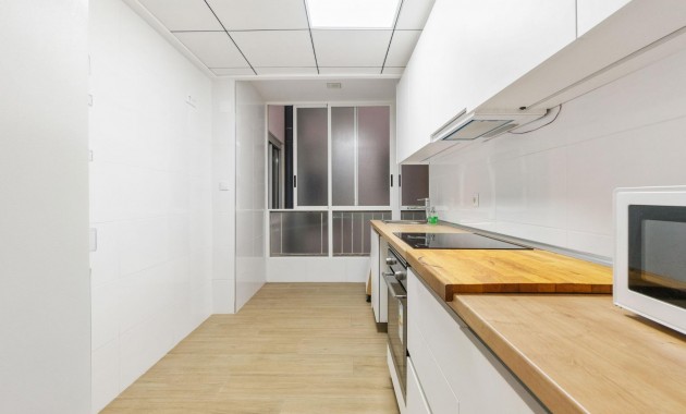 Herverkoop - Appartement / flat -
Torrevieja - Playa Del Cura