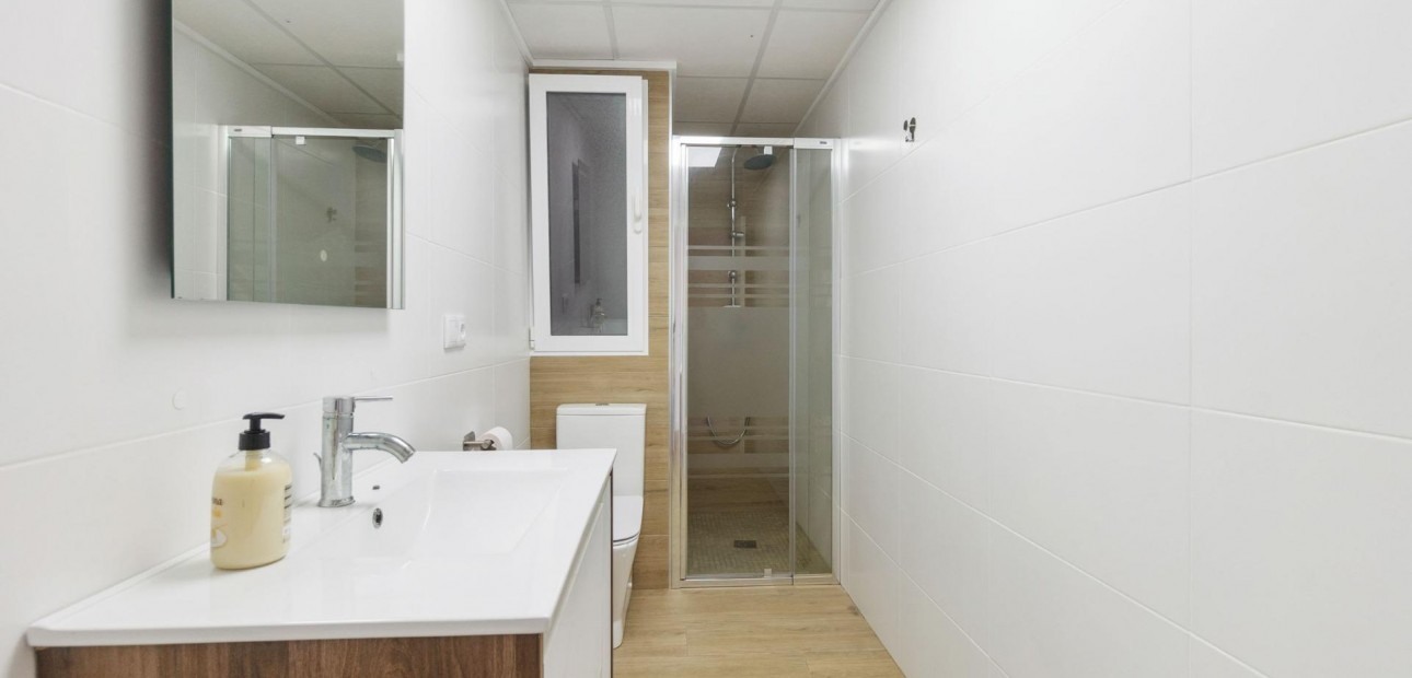 Herverkoop - Appartement / flat -
Torrevieja - Playa Del Cura