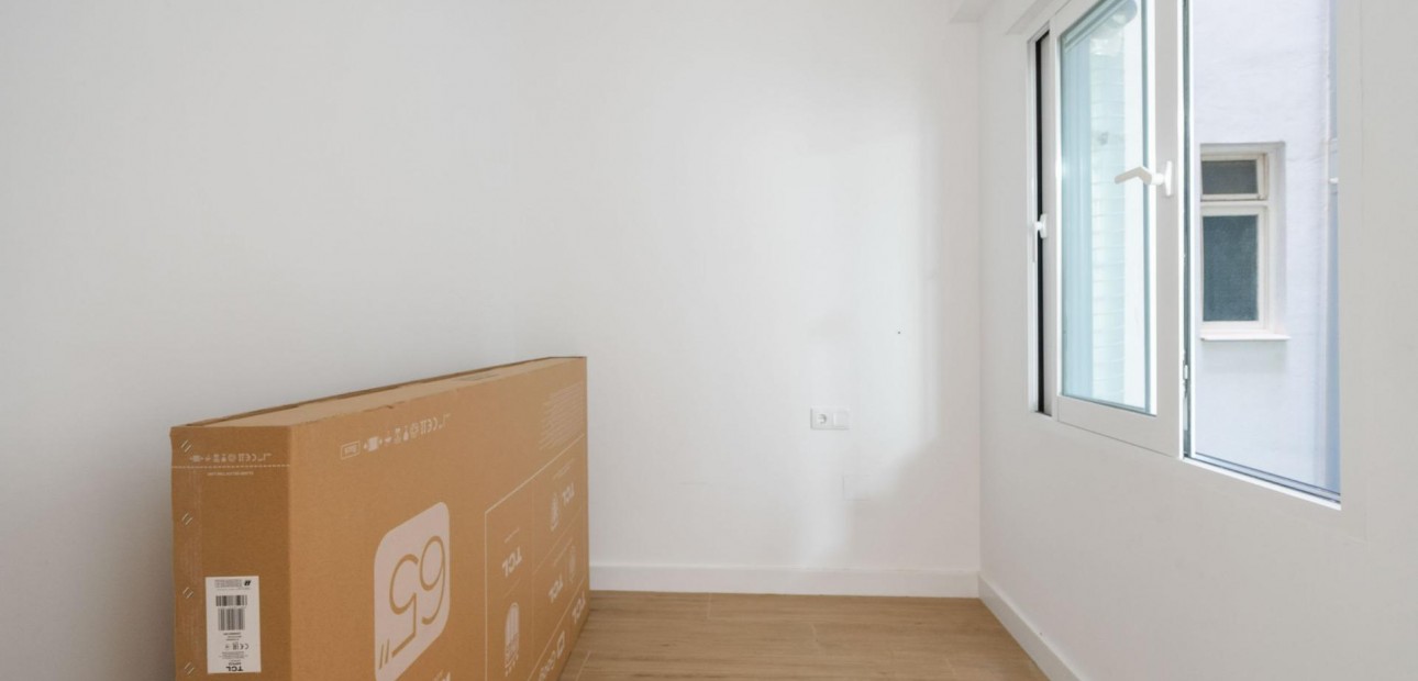 Herverkoop - Appartement / flat -
Torrevieja - Playa Del Cura