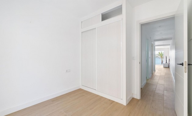 Herverkoop - Appartement / flat -
Torrevieja - Playa Del Cura