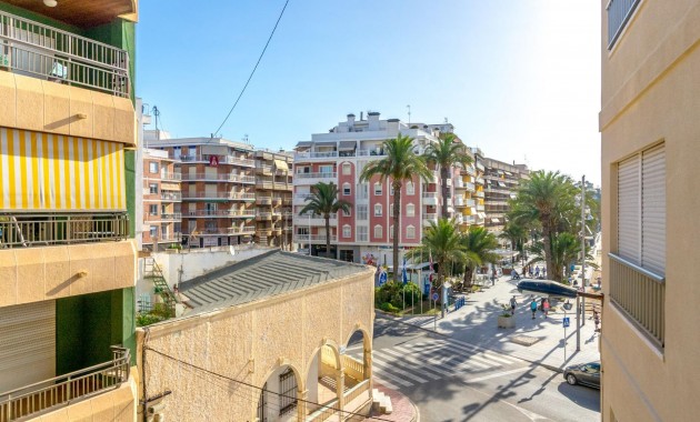 Herverkoop - Appartement / flat -
Torrevieja - Playa Del Cura