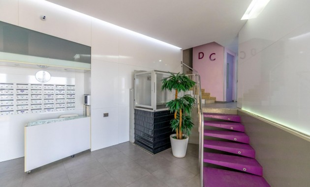 Herverkoop - Appartement / flat -
Torrevieja - Playa Del Cura