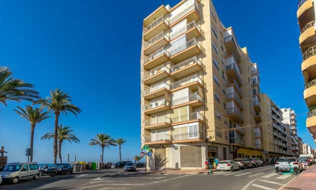 Herverkoop - Appartement / flat -
Torrevieja - Playa Del Cura