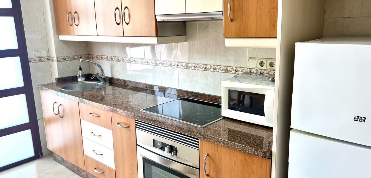 Herverkoop - Appartement / flat -
Torrevieja - Playa de los Naufragos