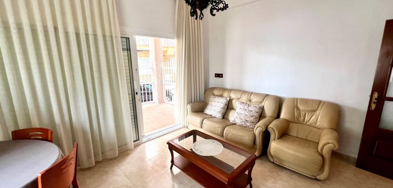 Herverkoop - Appartement / flat -
Torrevieja - Playa de los Naufragos