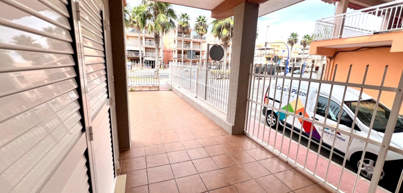 Herverkoop - Appartement / flat -
Torrevieja - Playa de los Naufragos