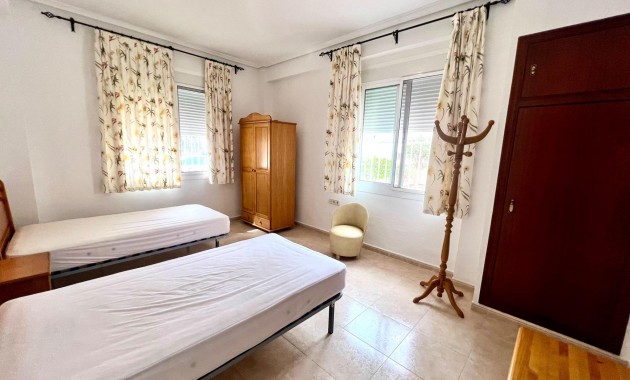 Herverkoop - Appartement / flat -
Torrevieja - Playa de los Naufragos