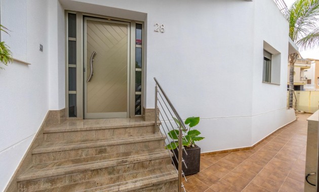 Herverkoop - Detached Villa -
Rojales - Rojales - Village