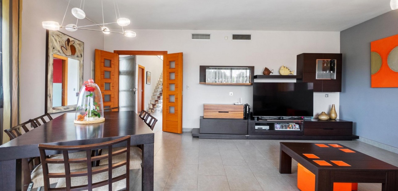 Herverkoop - Detached Villa -
Rojales - Rojales - Village