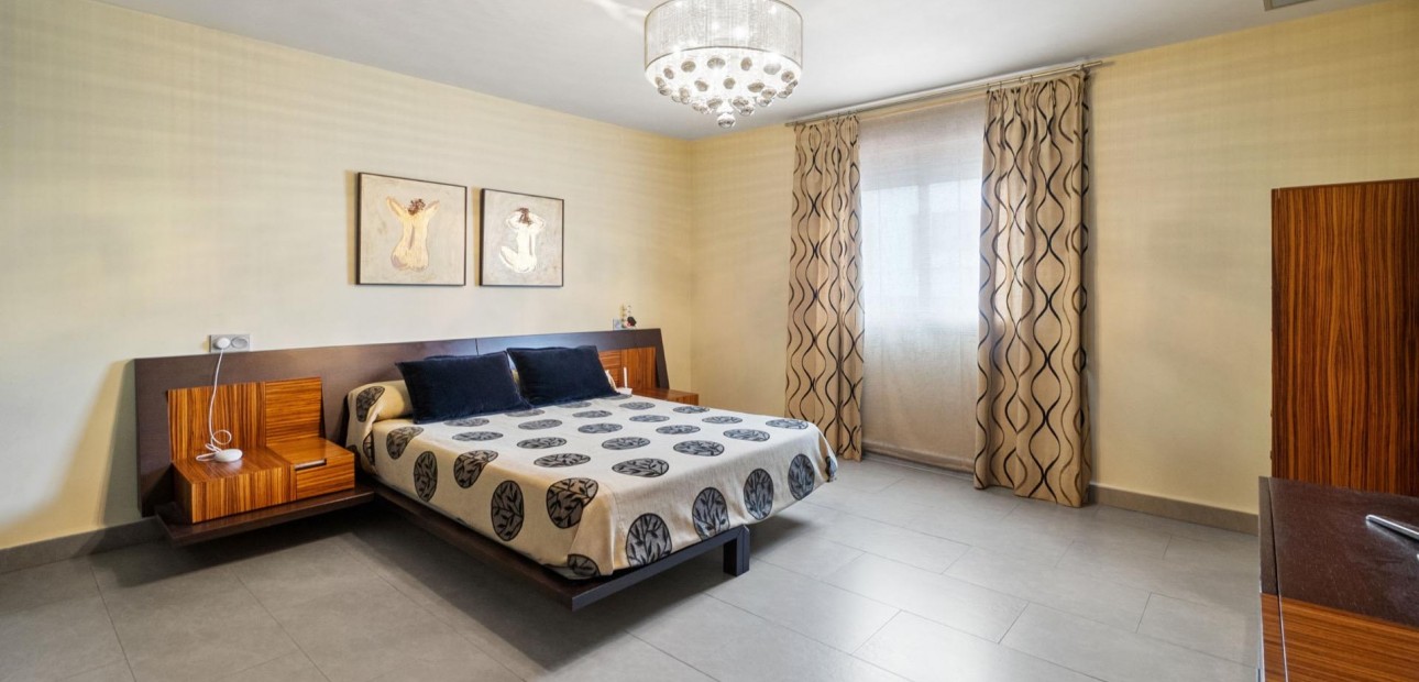 Herverkoop - Detached Villa -
Rojales - Rojales - Village