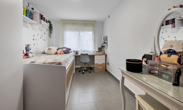 Herverkoop - Detached Villa -
Rojales - Rojales - Village