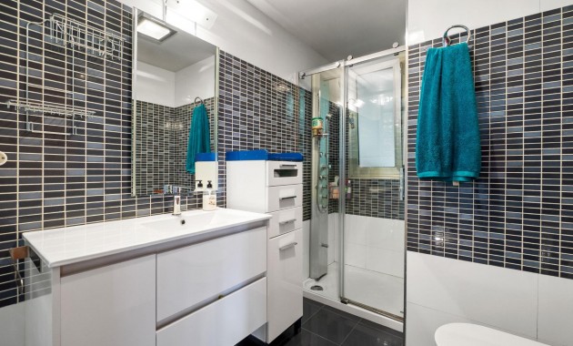 Herverkoop - Detached Villa -
Rojales - Rojales - Village