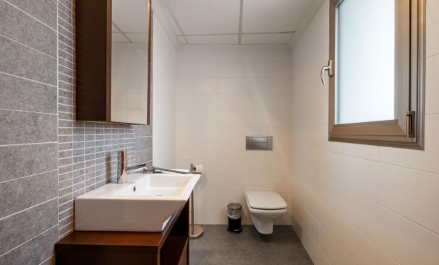 Herverkoop - Detached Villa -
Rojales - Rojales - Village