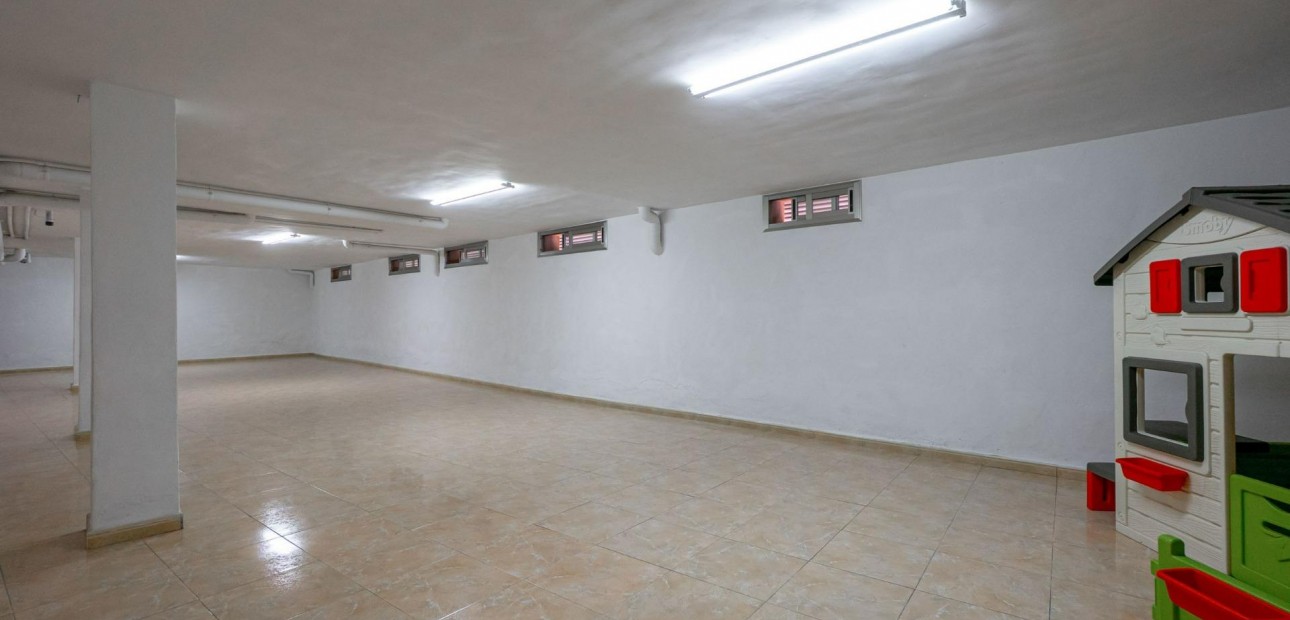 Herverkoop - Detached Villa -
Rojales - Rojales - Village