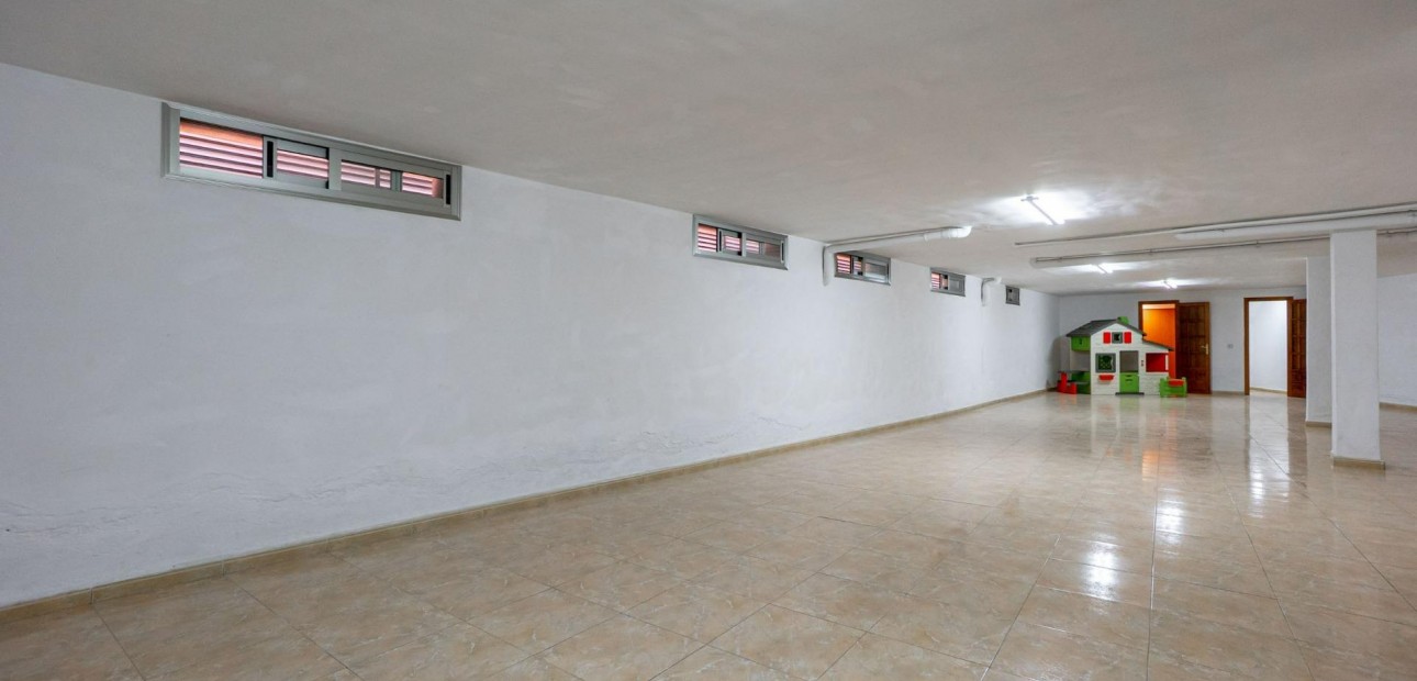 Herverkoop - Detached Villa -
Rojales - Rojales - Village