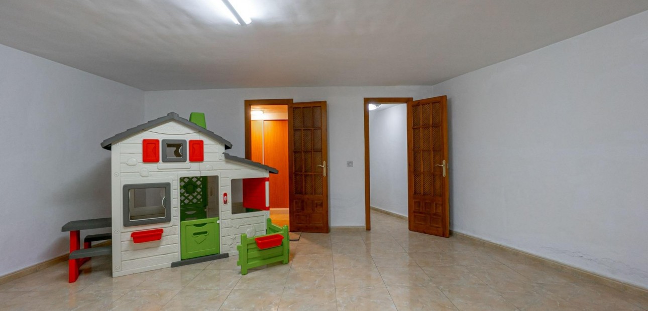 Herverkoop - Detached Villa -
Rojales - Rojales - Village