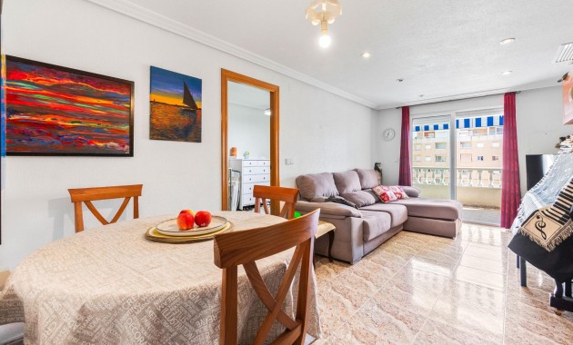 Herverkoop - Appartement / flat -
Torrevieja - Torrevieja - Centre