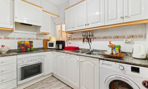 Herverkoop - Appartement / flat -
Torrevieja - Torrevieja - Centre