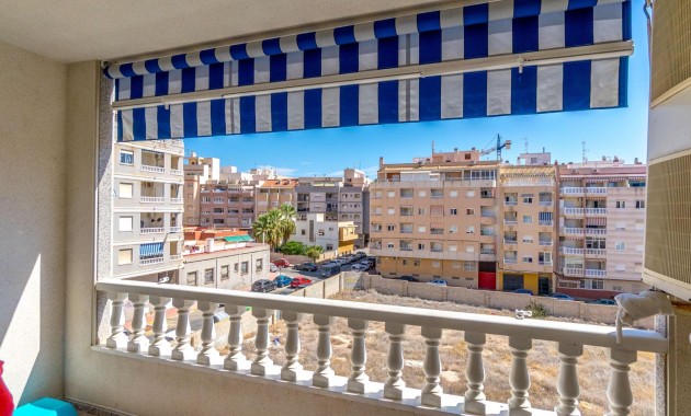 Herverkoop - Appartement / flat -
Torrevieja - Torrevieja - Centre