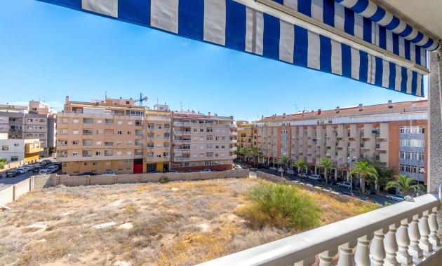 Herverkoop - Appartement / flat -
Torrevieja - Torrevieja - Centre