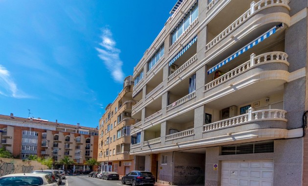 Herverkoop - Appartement / flat -
Torrevieja - Torrevieja - Centre