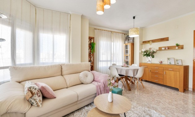 Herverkoop - Appartement / flat -
Torrevieja - Torrevieja - Centre