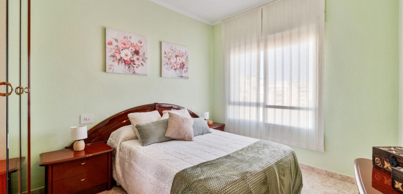 Herverkoop - Appartement / flat -
Torrevieja - Torrevieja - Centre