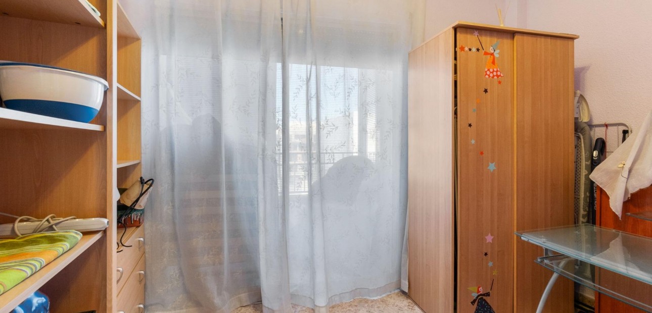 Herverkoop - Appartement / flat -
Torrevieja - Torrevieja - Centre