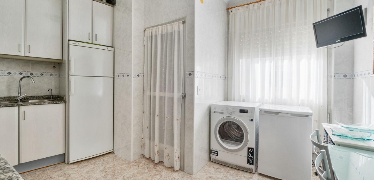 Herverkoop - Appartement / flat -
Torrevieja - Torrevieja - Centre