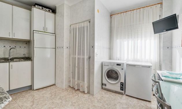 Herverkoop - Appartement / flat -
Torrevieja - Torrevieja - Centre