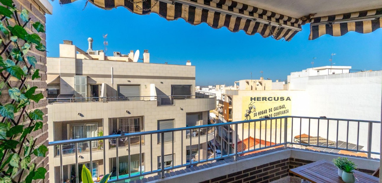 Herverkoop - Appartement / flat -
Torrevieja - Torrevieja - Centre