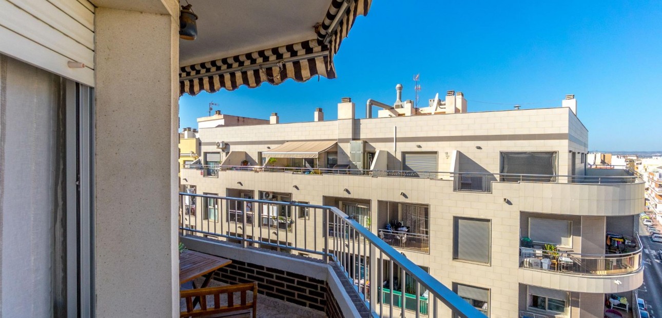 Herverkoop - Appartement / flat -
Torrevieja - Torrevieja - Centre