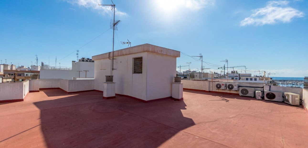 Herverkoop - Appartement / flat -
Torrevieja - Torrevieja - Centre