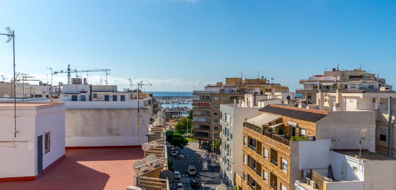 Herverkoop - Appartement / flat -
Torrevieja - Torrevieja - Centre
