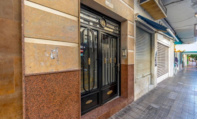 Herverkoop - Appartement / flat -
Torrevieja - Torrevieja - Centre