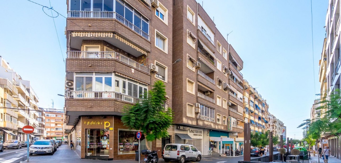 Herverkoop - Appartement / flat -
Torrevieja - Torrevieja - Centre