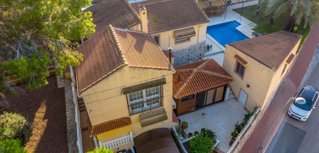 Sale - Detached Villa -
Torrevieja - Los Balcones