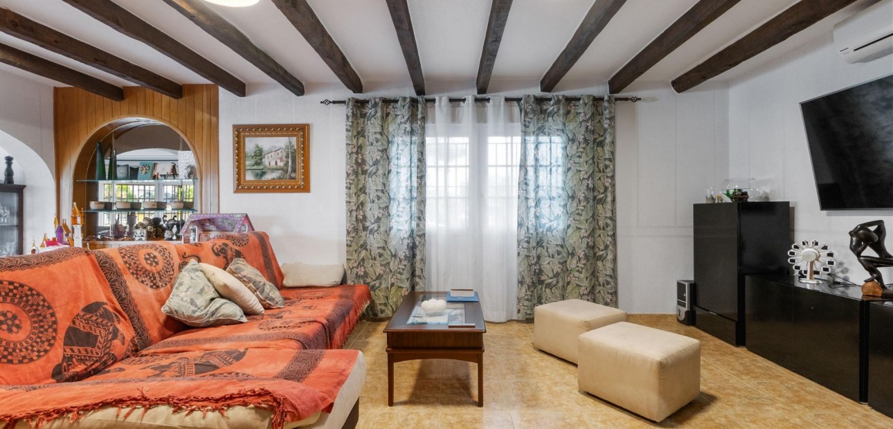 Sale - Detached Villa -
Torrevieja - Los Balcones