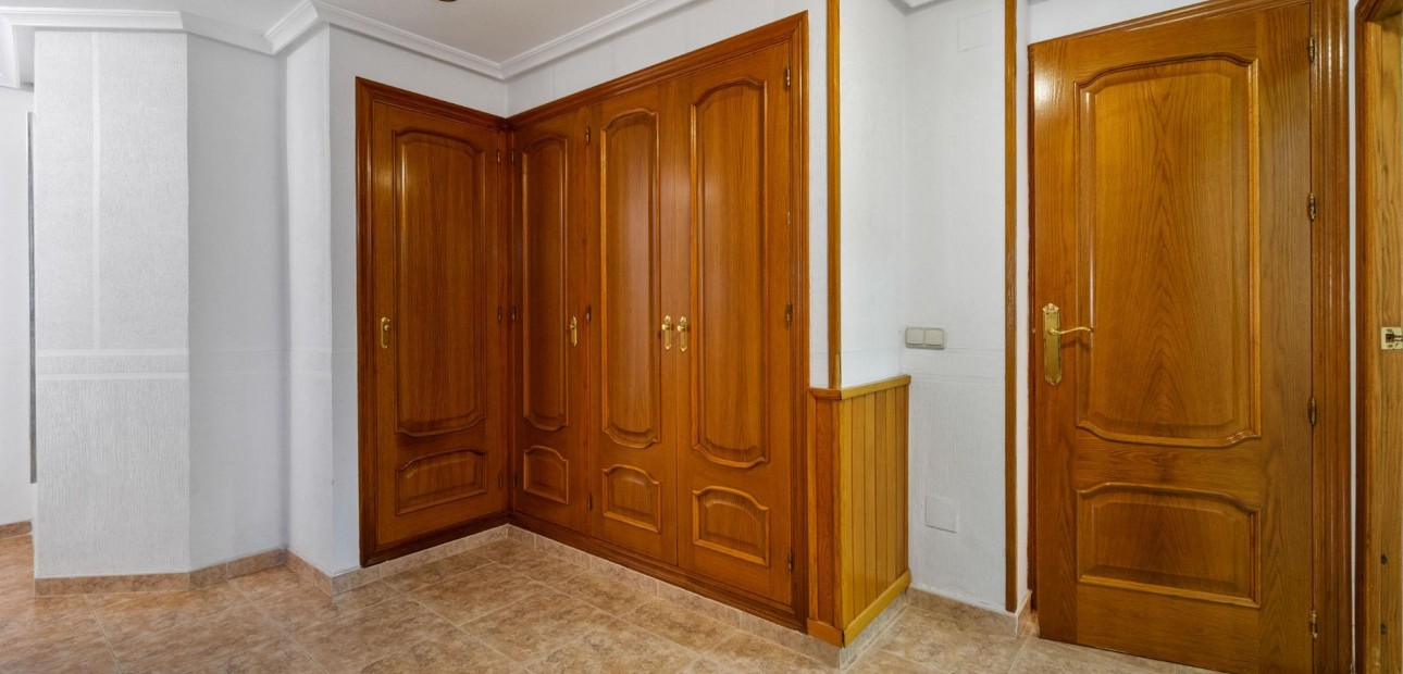 Sale - Detached Villa -
Torrevieja - Los Balcones