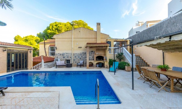 Sale - Detached Villa -
Torrevieja - Los Balcones