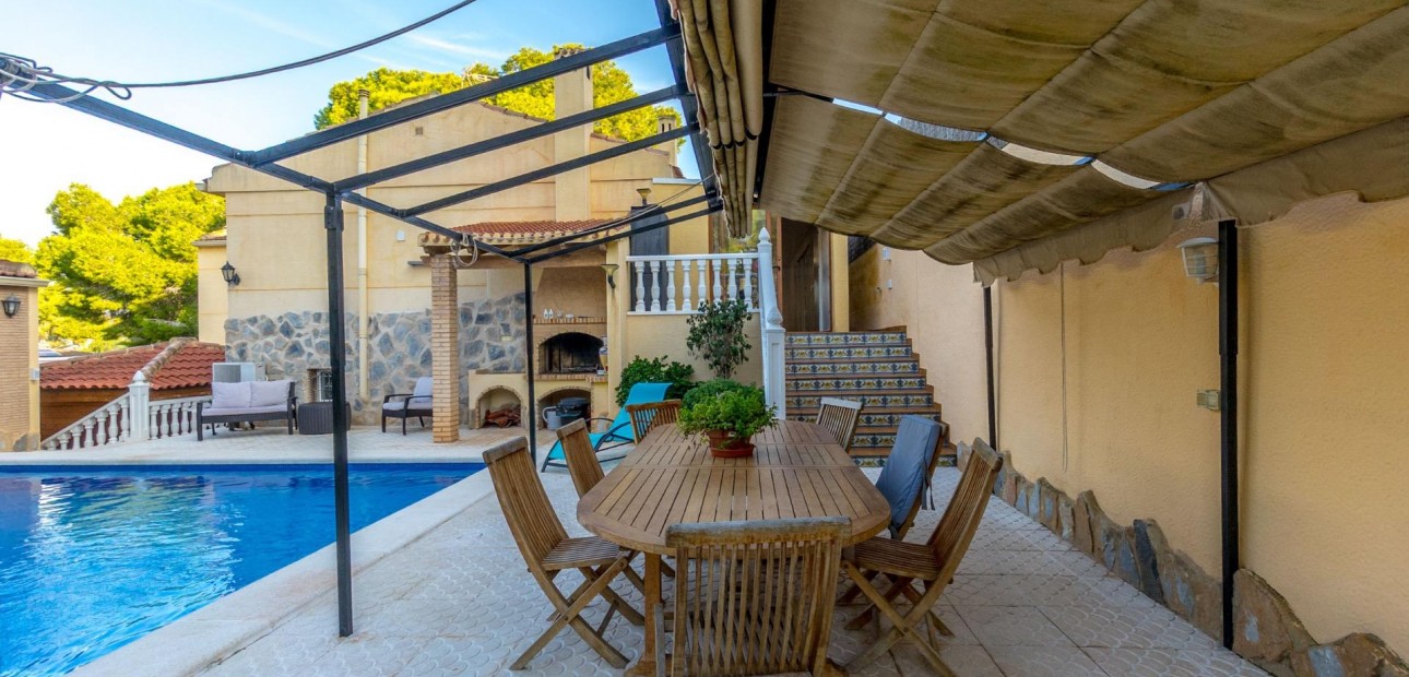 Sale - Detached Villa -
Torrevieja - Los Balcones